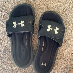 Black under armor slides
